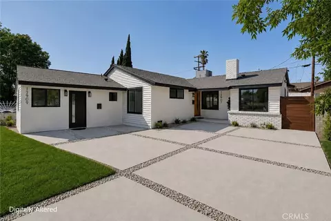 13907 Wyandotte St, Van Nuys, CA 91405