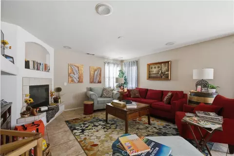 Living - 2802 Pewter, Palmdale, CA 93550 photo 1 of 2