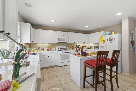 Kitchen - 2802 Pewter, Palmdale, CA 93550 photo 1 of 2