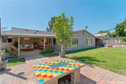 Exterior - 537 W Whitcomb, Glendora, CA 91741 photo 2 of 9