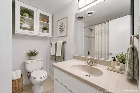 Bath - 537 W Whitcomb, Glendora, CA 91741 photo 3 of 9