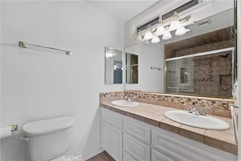 Bath - 537 W Whitcomb, Glendora, CA 91741 photo 4 of 9