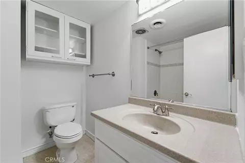 Bath - 537 W Whitcomb, Glendora, CA 91741 photo 6 of 9