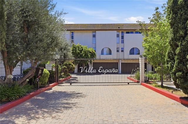 5218 Lindley Ave #3, Encino, CA 91316