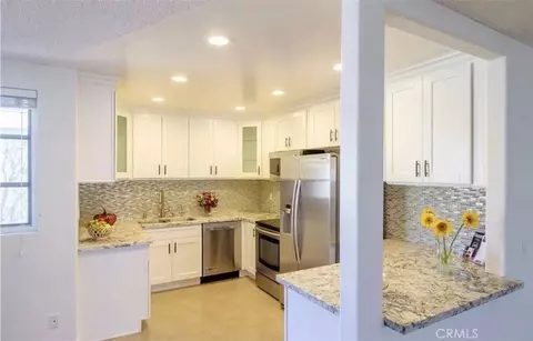 11820 Mayfield #317, Los Angeles, CA 90049