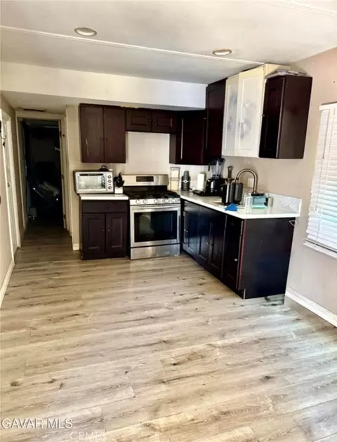 45541 E 30th St E #21, Lancaster, CA 93535 photo 2