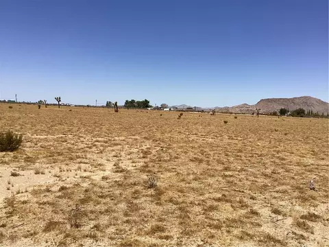 0 Milpas, Apple Valley, CA 92308 photo 31