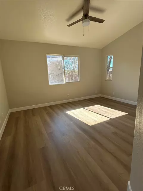 722 E Avnue J6, Lancaster, CA 93535