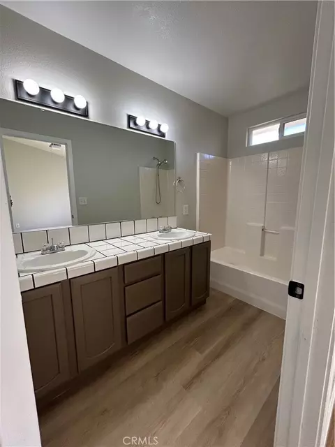 Bath - 722 E Avnue J6, Lancaster, CA 93535 photo 1 of 2