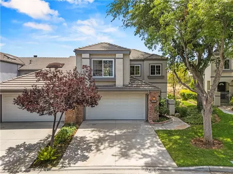 24520 Windsor Dr #A, Valencia, CA 91355