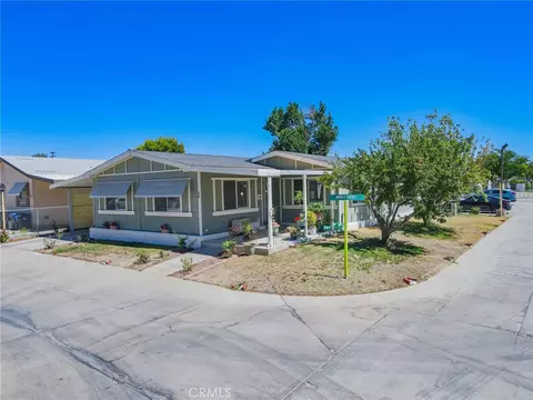 45465 E 25th St #26, Lancaster, CA 93535 photo 2