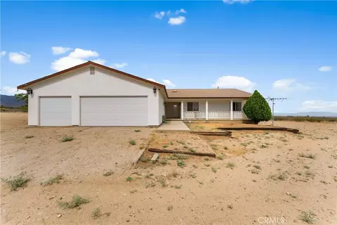 Exterior - 33535 170th E, Llano, CA 93544 photo 1 of 5