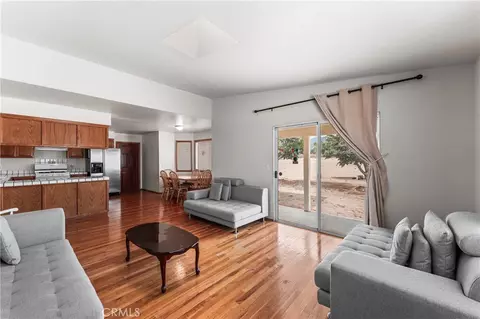 Living - 33535 170th E, Llano, CA 93544 photo 7 of 7