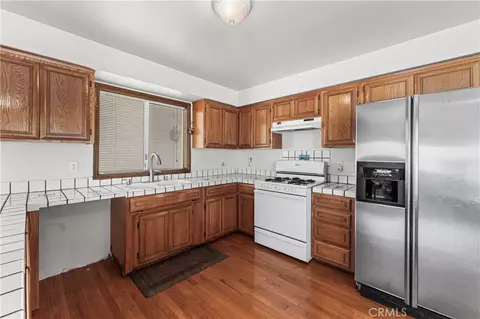 Kitchen - 33535 170th E, Llano, CA 93544 photo 3 of 5