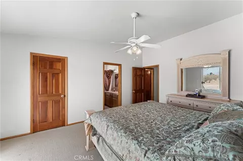Bedroom - 33535 170th E, Llano, CA 93544 photo 3 of 7