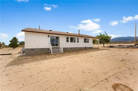 Exterior - 33535 170th E, Llano, CA 93544 photo 3 of 5