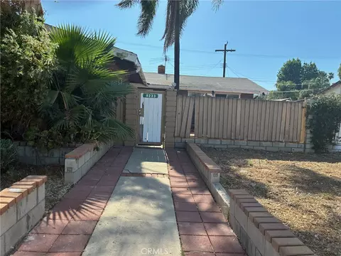 8233 Fallbrook, West Hills, CA 91304