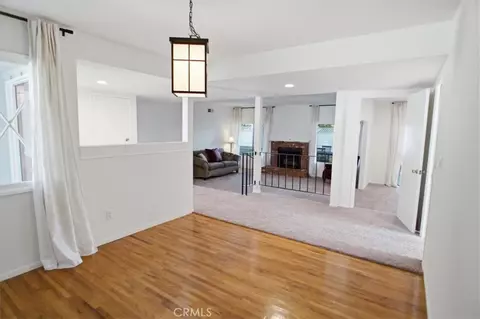 Living - 22220 Barbacoa Dr, Saugus, CA 91350 photo 6 of 8