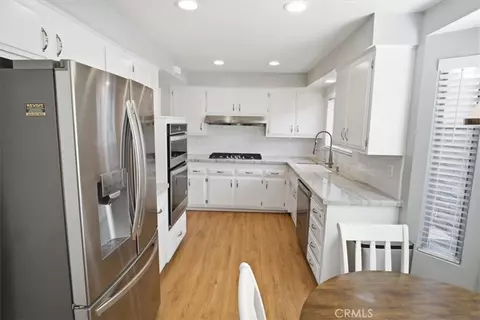 Kitchen - 22220 Barbacoa Dr, Saugus, CA 91350 photo 2 of 2