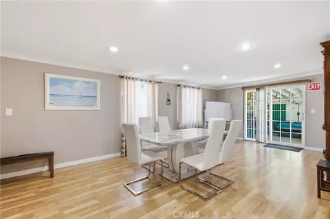 Dining - 7803 Allott, Van Nuys, CA 91402 photo 2 of 3