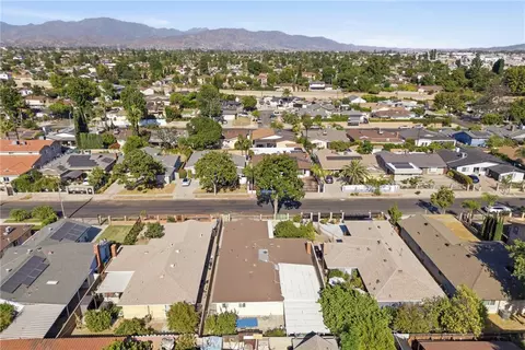 View/Area - 7803 Allott, Van Nuys, CA 91402 photo 2 of 4