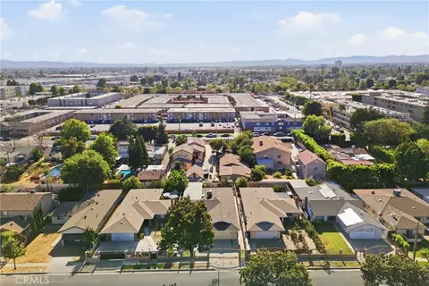 View/Area - 7803 Allott, Van Nuys, CA 91402 photo 3 of 4