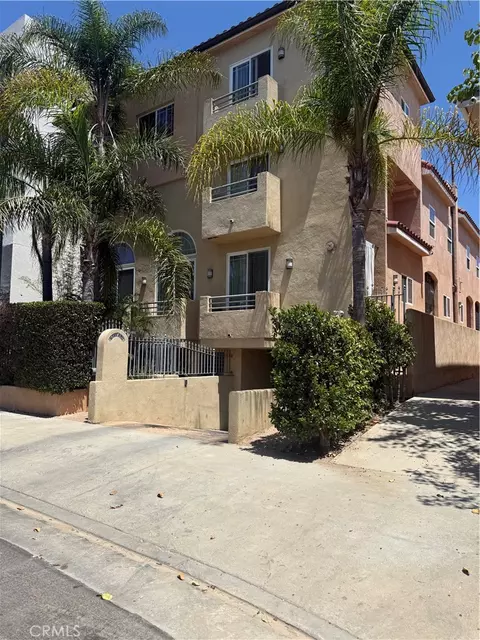 1536 Hi Point St, Los Angeles, CA 90035