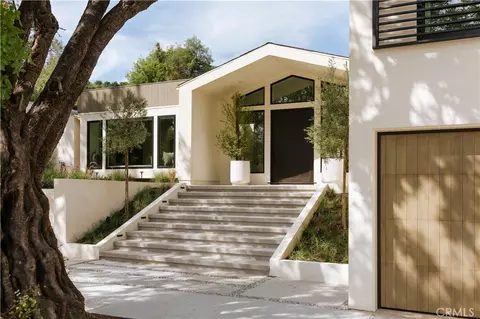12162 Laurel Terrace Dr, Studio City, CA 91604