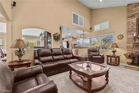 Living - 9408 True Knoll Dr, Tujunga, CA 91042 photo 1 of 1