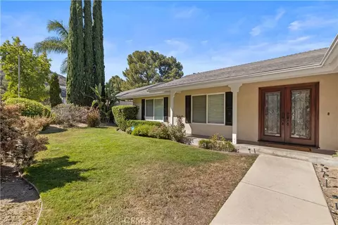 Exterior - 9408 True Knoll Dr, Tujunga, CA 91042 photo 4 of 10