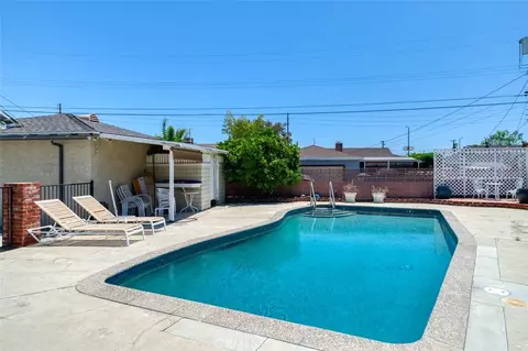 8315 Canterbury Ave, Sun Valley, CA 91352
