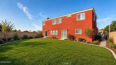 Exterior - 43737 Raysack, Lancaster, CA 93535 photo 2 of 3