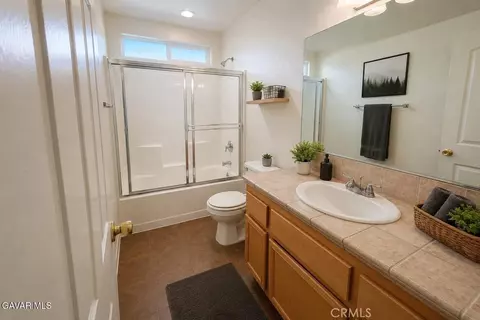 Bath - 43737 Raysack, Lancaster, CA 93535 photo 1 of 1