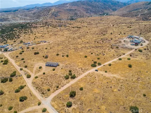 0 Vic E V4, Palmdale, CA 93550 photo 3