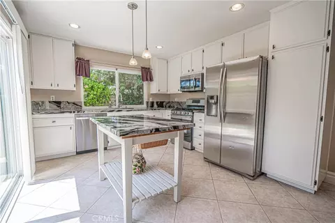 25557 Alesna, Valencia, CA 91355