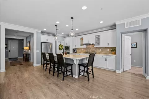 Entry Way - 28200 Nield Ct, Saugus, CA 91350 photo 2 of 5