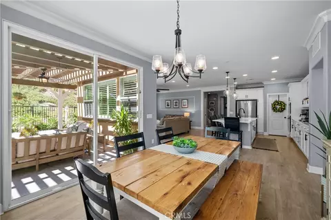 Dining - 28200 Nield Ct, Saugus, CA 91350 photo 2 of 2