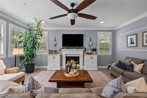 Other - 28200 Nield Ct, Saugus, CA 91350 photo 4 of 11