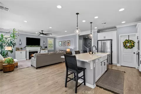 Other - 28200 Nield Ct, Saugus, CA 91350 photo 3 of 11