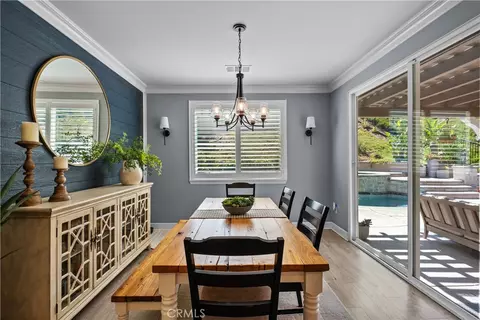 Dining - 28200 Nield Ct, Saugus, CA 91350 photo 1 of 2