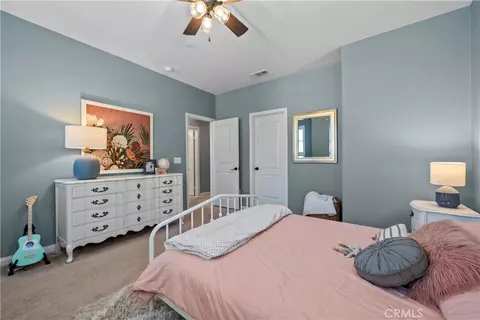 Bedroom - 28200 Nield Ct, Saugus, CA 91350 photo 7 of 11