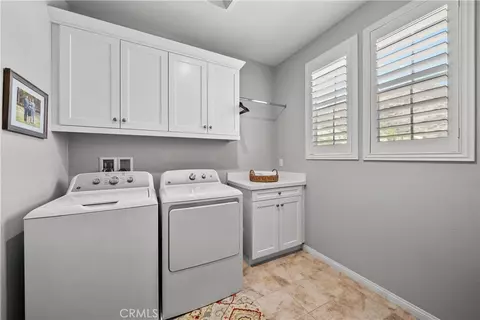 Other - 28200 Nield Ct, Saugus, CA 91350 photo 8 of 11