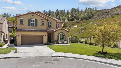 Exterior - 28200 Nield Ct, Saugus, CA 91350 photo 9 of 9