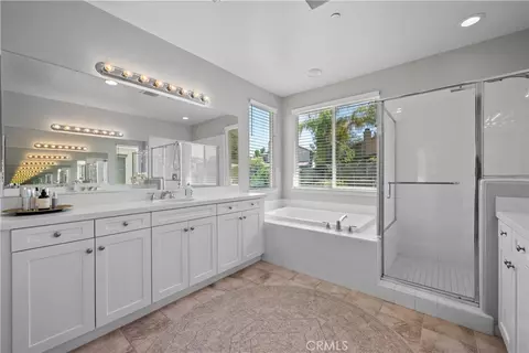 Other - 28200 Nield Ct, Saugus, CA 91350 photo 6 of 11