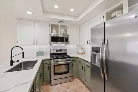 Kitchen - 5676 E Los Angeles, Simi Valley, CA 93063 photo 1 of 4