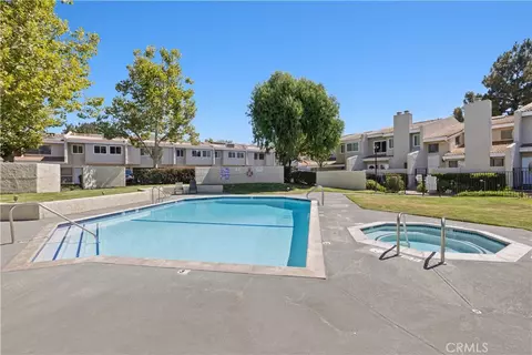 Exterior - 5676 E Los Angeles, Simi Valley, CA 93063 photo 4 of 5