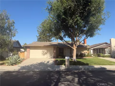 25864 Alegro Dr, Valencia, CA 91355