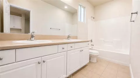 Entry Way - 2324 E Newgrove, Lancaster, CA 93535 photo 2 of 3