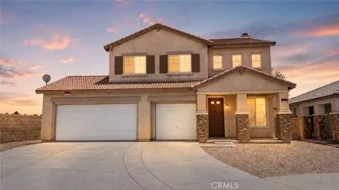 Exterior - 2324 E Newgrove, Lancaster, CA 93535 photo 2 of 4