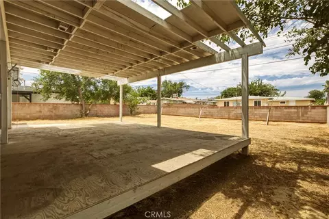 Exterior - 38587 E 9th St, Palmdale, CA 93550 photo 4 of 5